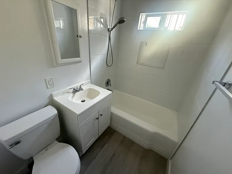 15 N Dos Caminos Ave #17 — Photo 9