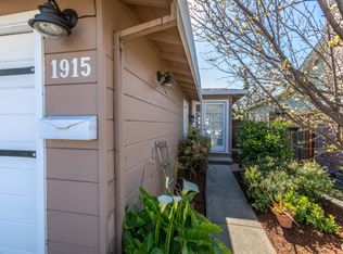 1915 Redwood Ave, Redwood City, CA 94061