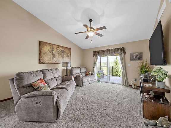 5th image of 807 10th Avenue Pl