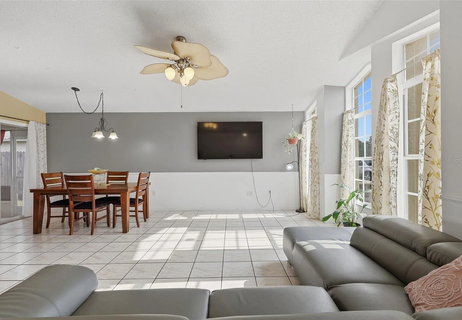 3 bed, 1592 sqft, $2,300 — Photo 4