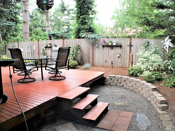 5th image of 629 17th St SE