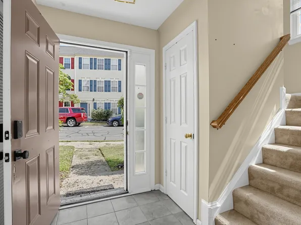 46051 Marble Ter, Sterling, VA 20166
