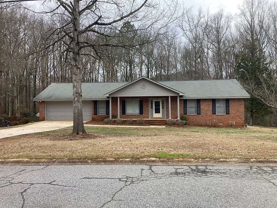 1st image of 1050 Brookwood Dr