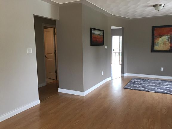 Living room/ Dining Room