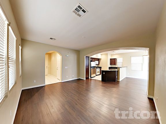 3rd image of 5344 Flowing Spring St