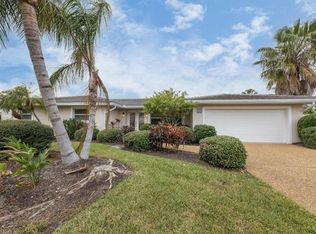 537 Spinnaker Ln, Longboat Key, FL 34228