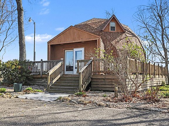 5th image of 23974 Findley Rd