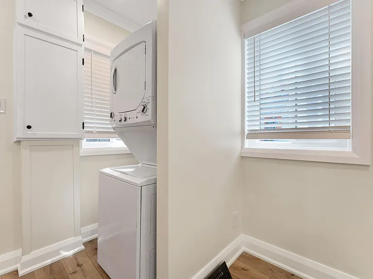 137 Carruthers Ave #1 — Photo 10