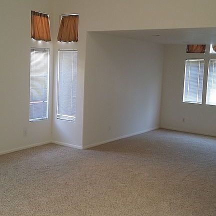 4th image of 23850 Cadenza Dr