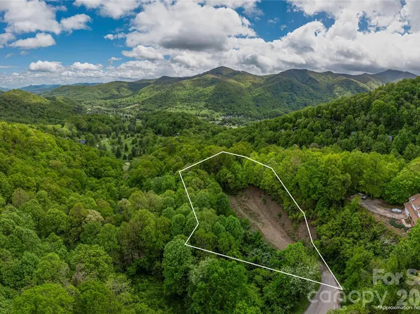 391 Valley View Dr, Maggie Valley, NC 28751