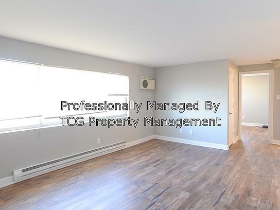 3rd image of 1467 Catherine St APT 5