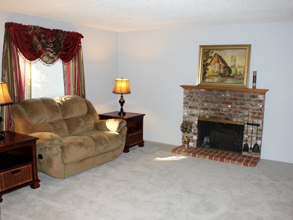 Comfortable living room 