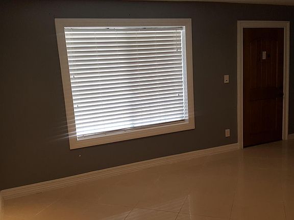 3rd image of 1615 W Villa Theresa Dr