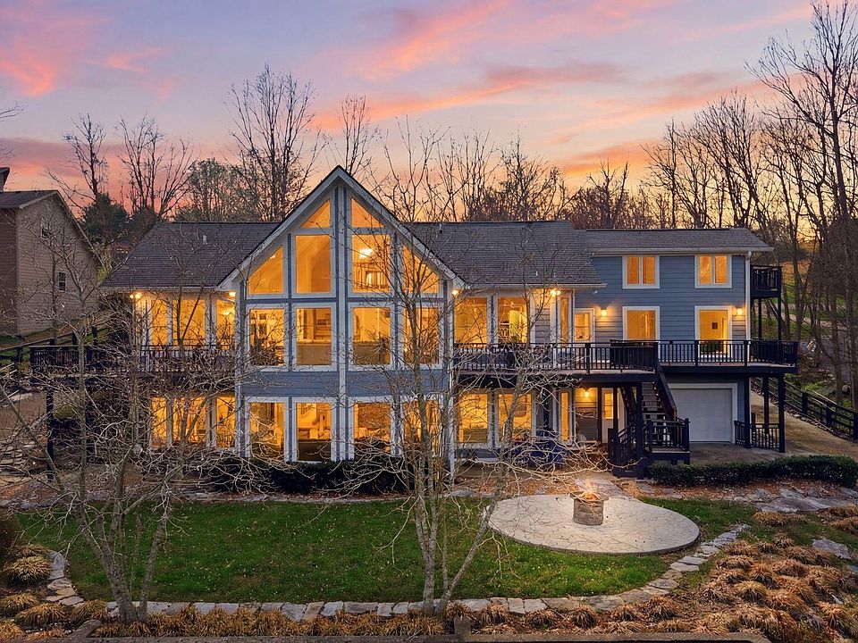 1st image of 866 Donmar Dr