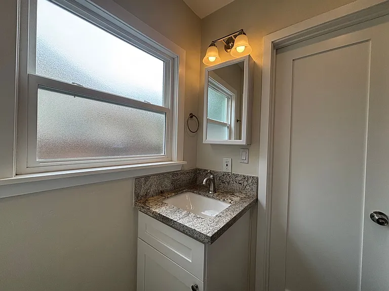1225 Buenos Ave — Photo 13