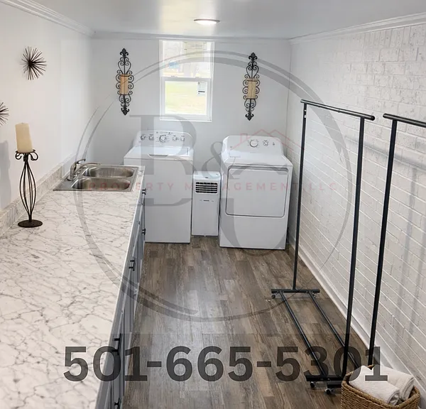 3703 W Hepburn St — Photo 6