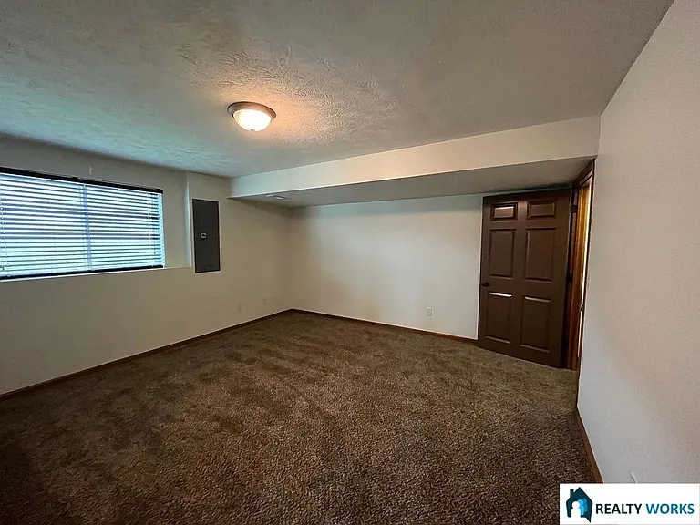 8020 Renatta Dr — Photo 12