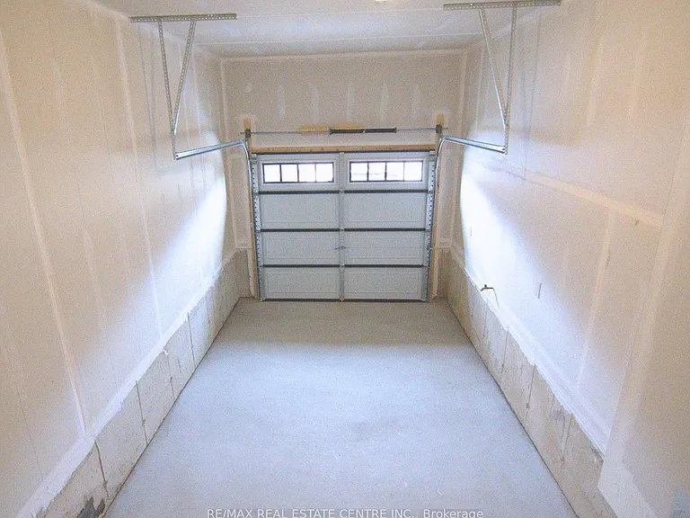 335 Starlight Ave — Photo 19