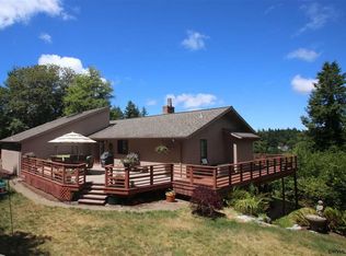 820 NE Alder St, Toledo, OR 97391