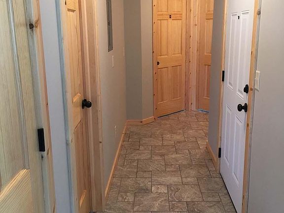 3rd image of 174 W 2nd St #1