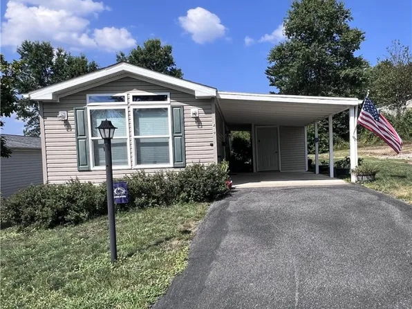 419 Hillcrest Dr, Delmont, PA 15626