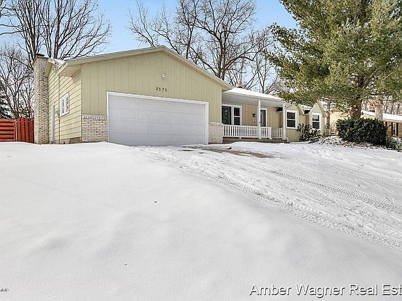 3rd image of 2575 Elderwood Dr NW