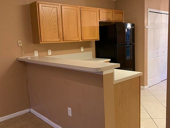 3rd image of 5649 Bennington Dr