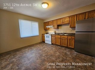 3751 12th Ave SW APT 11, Cedar Rapids, IA 52404