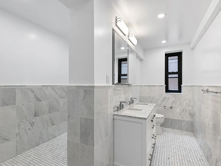 160 E 89th St #4G — Photo 16