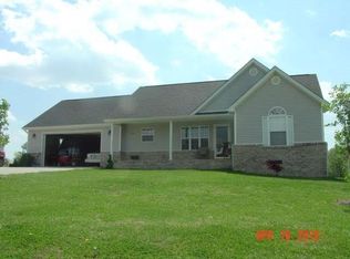 70 Liberty Ln, Science Hill, KY 42553