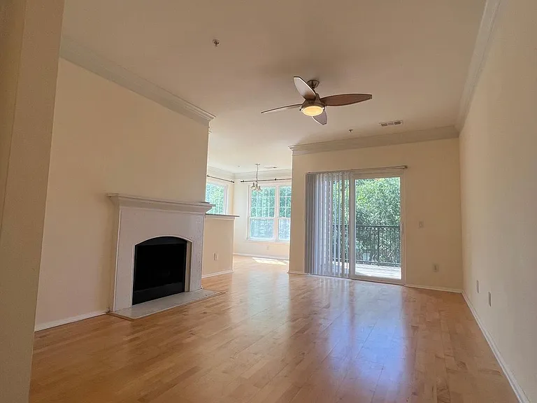 1550 Spring Gate Dr #8302 — Photo 12