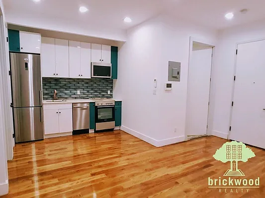 Rented by East Williamsburg Realty Inc | media 8