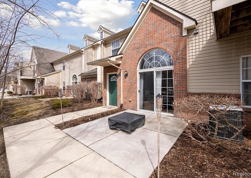 1st image of 7820 Marie Dr