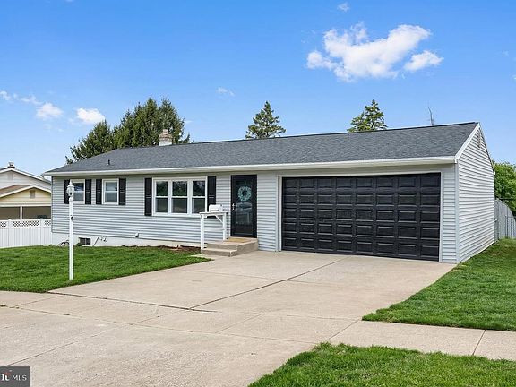 2nd image of 11 Faye Rd