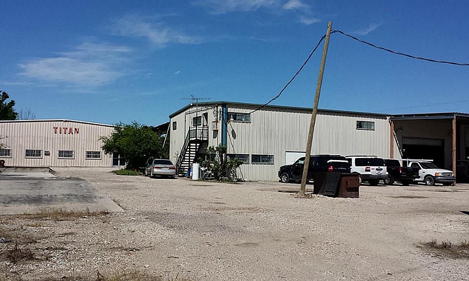 1st image of 10219 Airline Dr