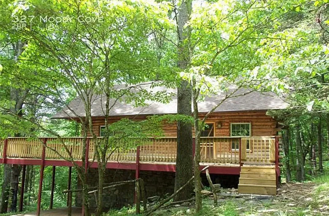 1 bed, 1.5 bath, 561 sqft, $2,100 — Photo 1