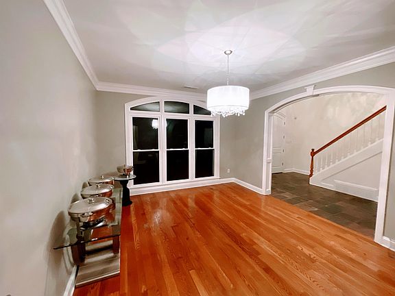 4th image of 9983 Houston Oak Dr