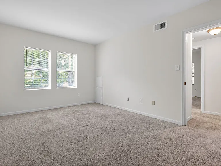 1719 N Troy St #8399 — Photo 11