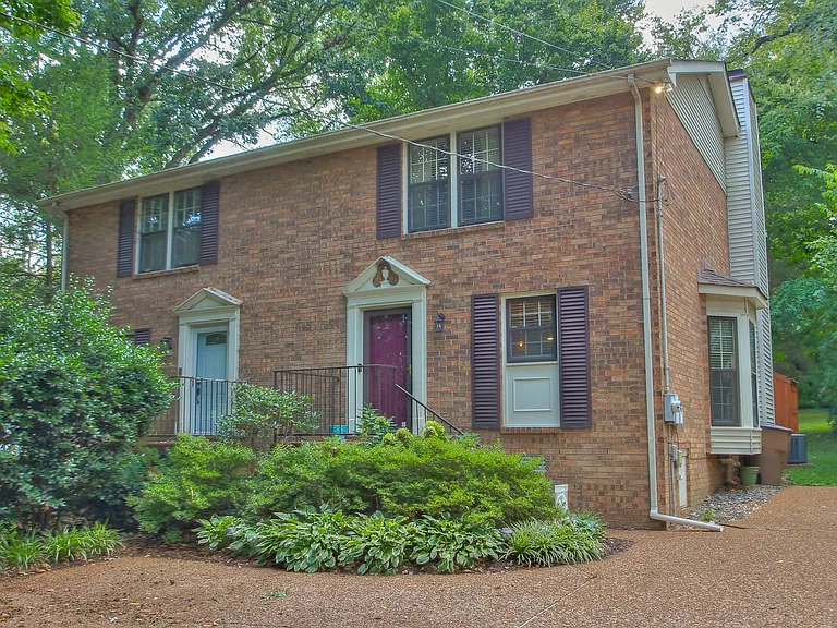 3321 Lealand Ln — Photo 27