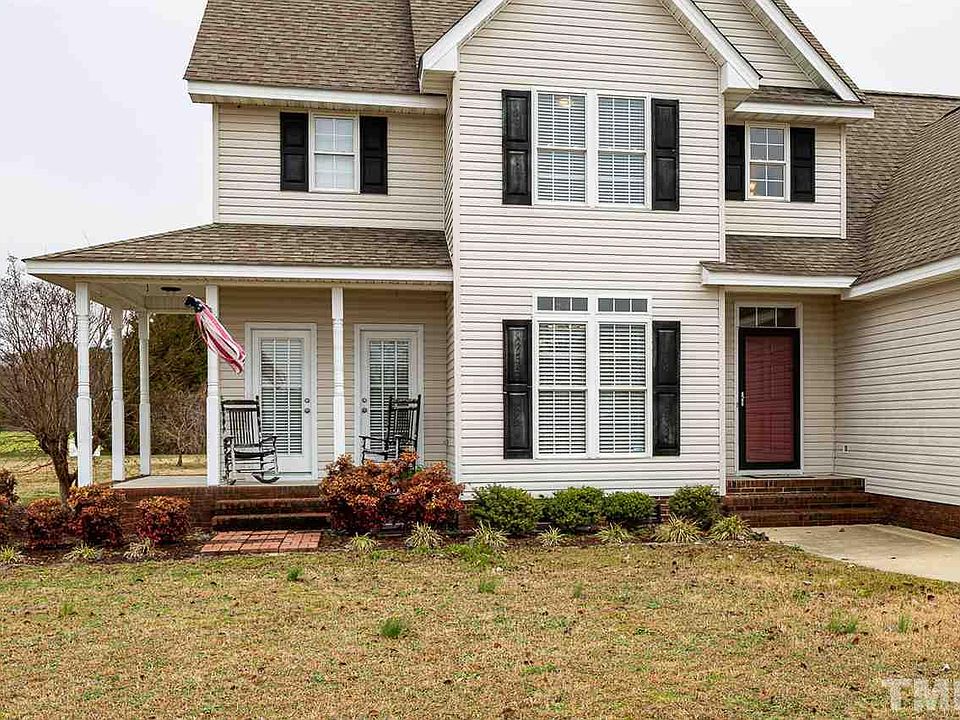 2nd image of 155 Mar Joy Dr