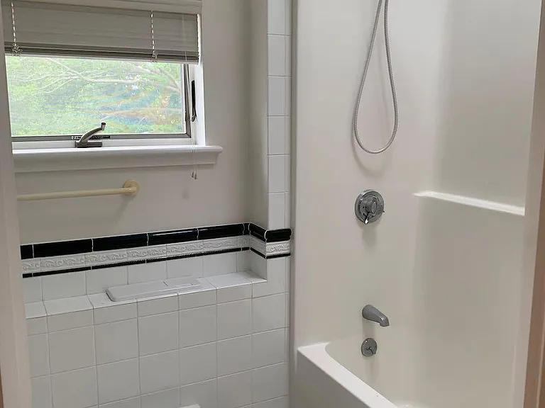 94 Somerset St #2 — Photo 8
