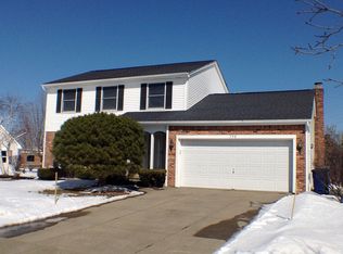190 Rue Madeleine St, Williamsville, NY 14221