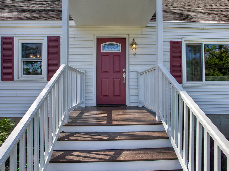 9 Timberline Dr — Photo 3
