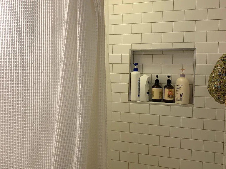 400 Washington St #302 — Photo 17