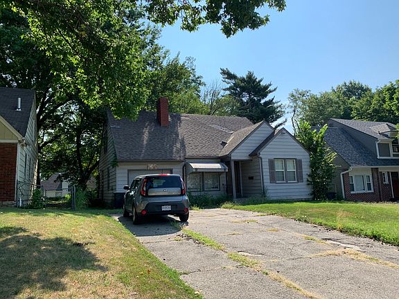 3rd image of 7403 Flora Ave
