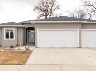 4311 Southbay Dr SE, Mandan, ND 58554