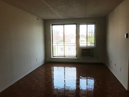 Rented by Prime Realty | media 12