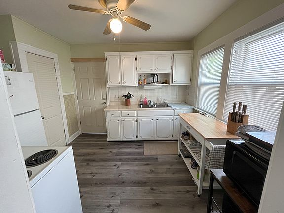 5th image of 2018 Lewis Dr #1