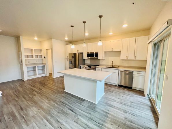 91-3633 Kauluakoko St #704