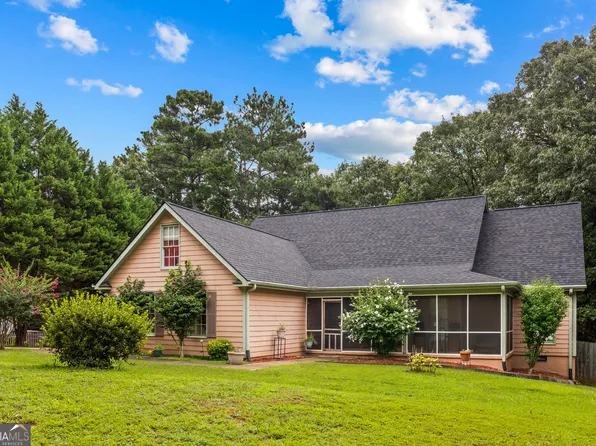 124 Foxdale Dr, Lagrange, GA 30240